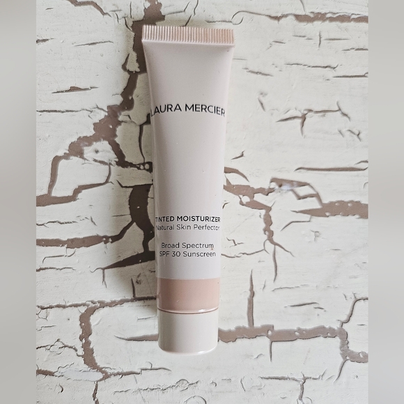 Laura Mercier 2N1 Nude Tinted Moisturizer 25ml Size - Picture 1 of 2